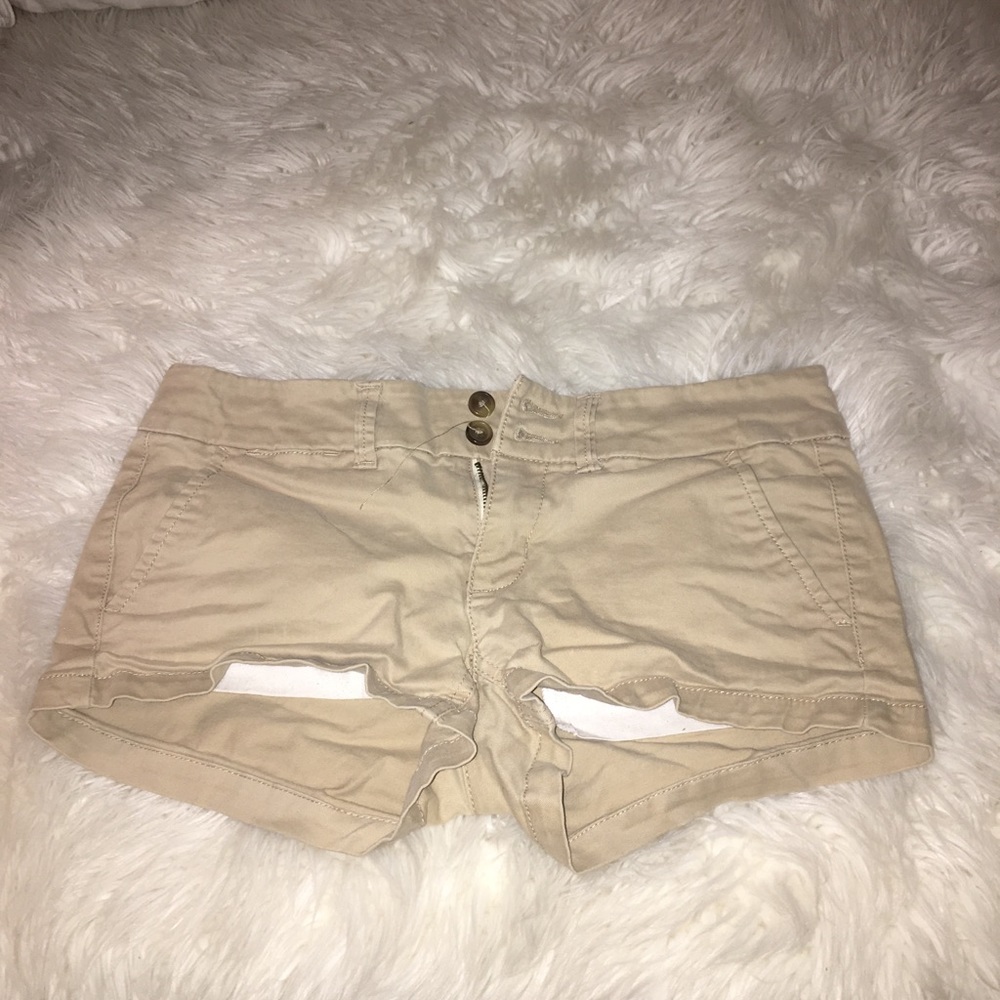 khaki shorts